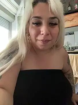 Monageil on StripChat