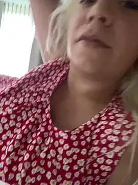 Monageil on StripChat