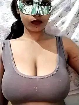 ms-naina on StripChat