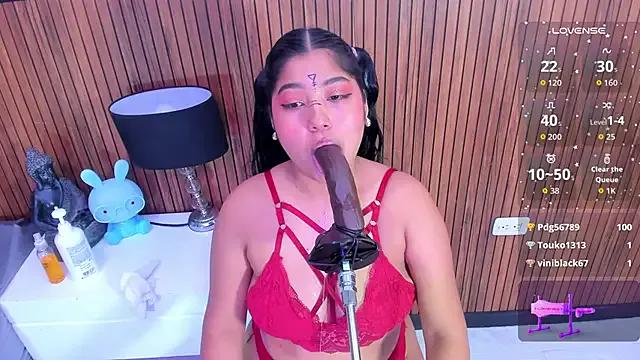 mysticlatina1 on StripChat