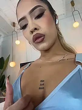 MystiqueXXX on StripChat