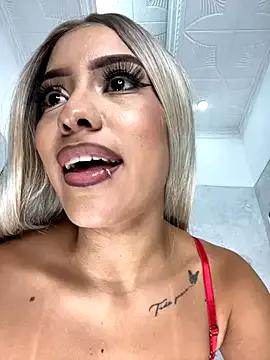 MystiqueXXX on StripChat