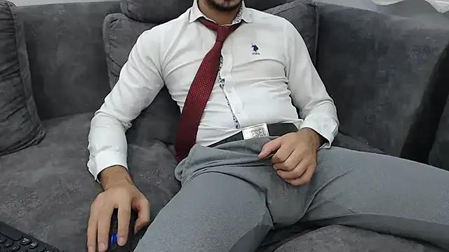 Naughtb0y on StripChat