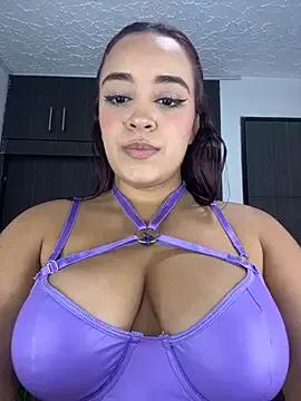 NaughtyNinnaXXX on StripChat