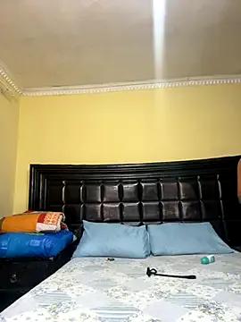 NiaLong21_ — New Lush