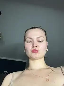 NickiLike on StripChat