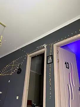 NickiLike on StripChat