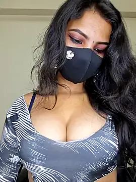 Noor-Bold — Show boobs