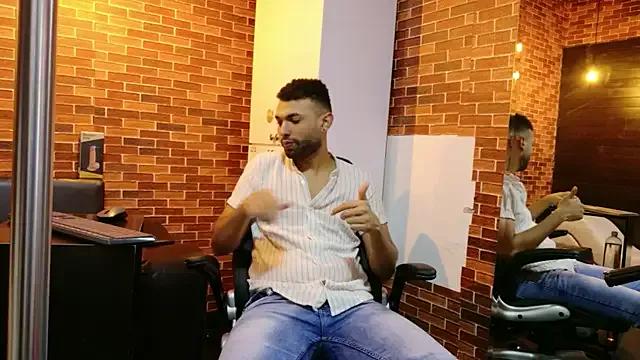 onlymen2025 on StripChat