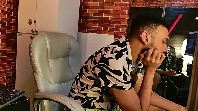 onlymen2025 on StripChat