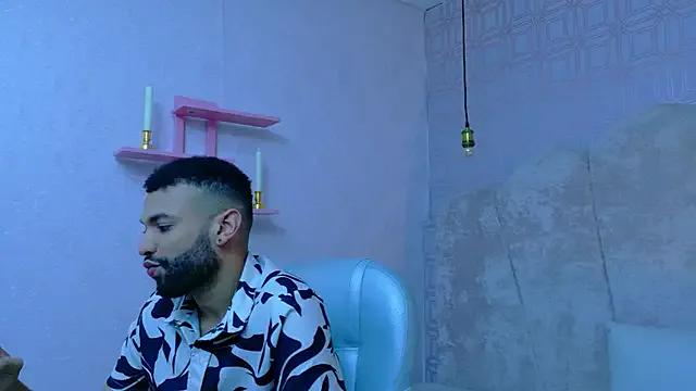 onlymen2025 on StripChat