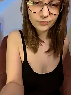 ox_Tricia — No bra 