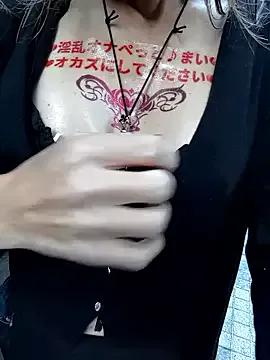 pink-mai on StripChat