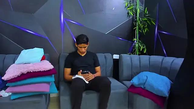 playsgirlhot on StripChat