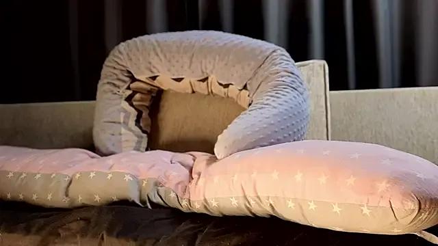 pleasure8869 on StripChat