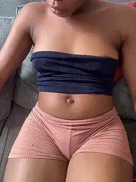 PrettyNina77 on StripChat