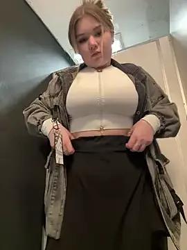 PumaShyXD on StripChat