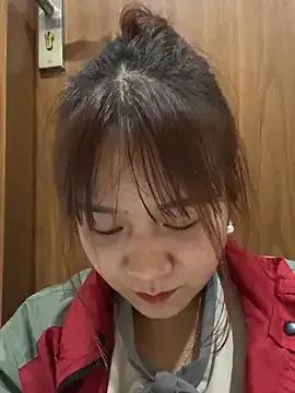 qinejr37 on StripChat