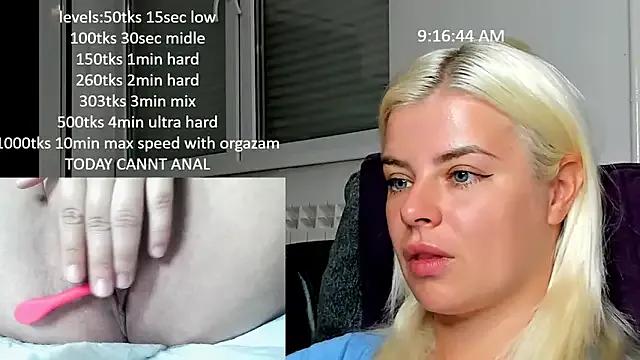 queenofthenighttt on StripChat