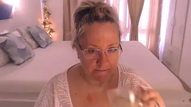 Raisshy on StripChat