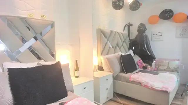 raquell_moore on StripChat