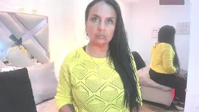 raquell_moore on StripChat