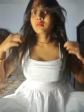 RAYI_Queen_2 on StripChat