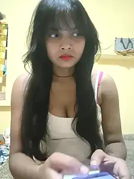 RAYI_Queen_2 — full nude show