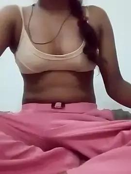 RAYI_Queen_2 on StripChat