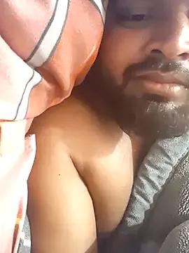 RAYI_Queen_2 on StripChat