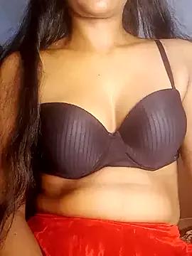 RAYI_Queen_2 on StripChat