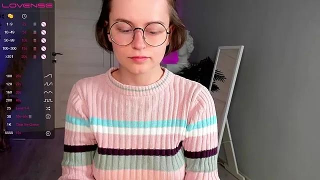 reb_luvng on StripChat