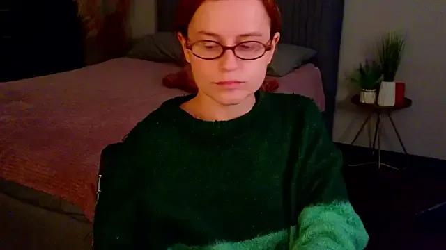 reb_luvng on StripChat