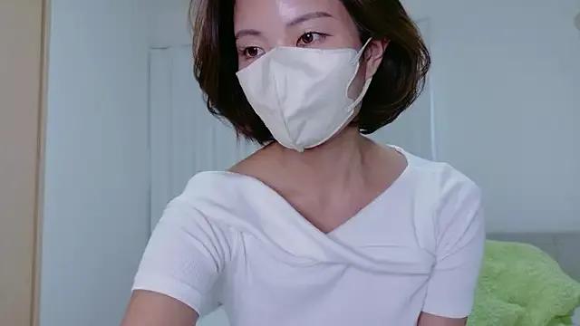 riko_oxo on StripChat