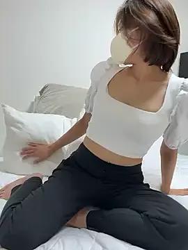 riko_oxo on StripChat