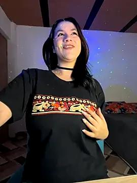 roldanmary on StripChat