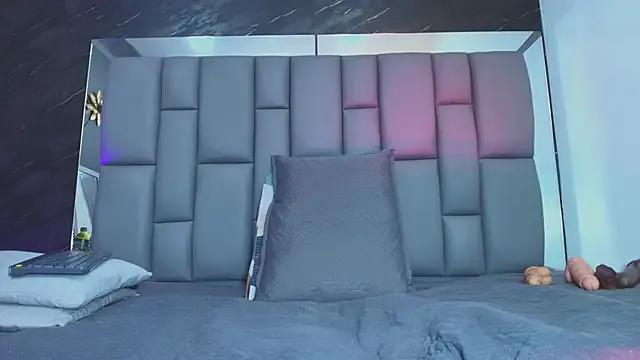 Roxana_gomez on StripChat