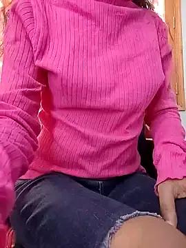 Ruhi_07 on StripChat