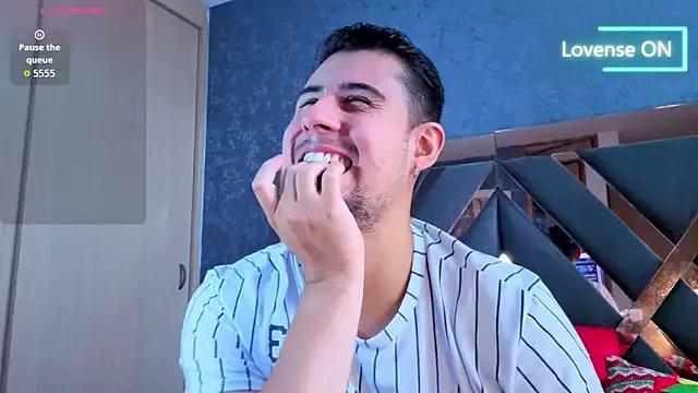 ryan_evanss — CUM LIVE