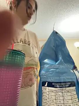 SafeinouterSpace on StripChat