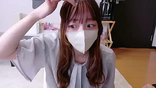 saku_sakura_ on StripChat