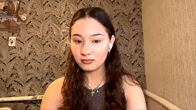 Sakuravice on StripChat