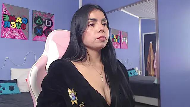 Salome_208 on StripChat