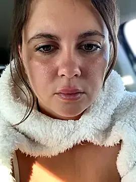 Samantha_official on StripChat