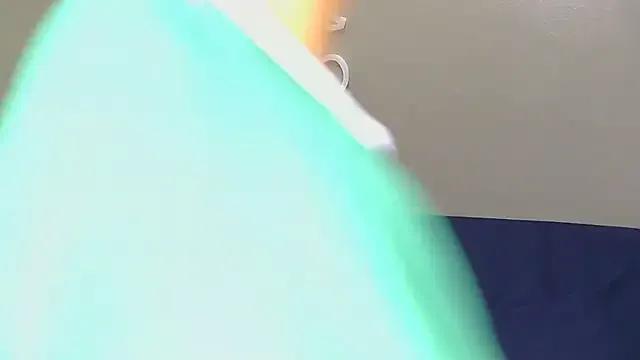 Serafynn on StripChat