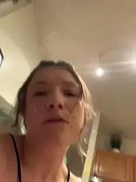 Seturselfonfire on StripChat