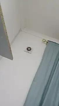 Sexyyeyes244 on StripChat