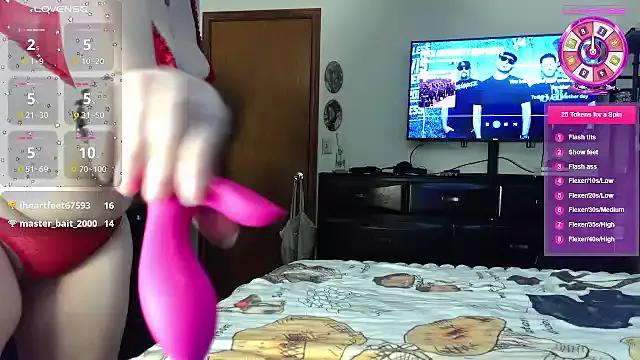 Shadow_Slut on StripChat