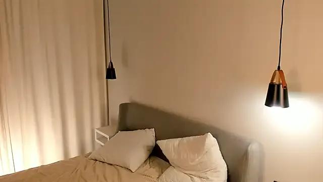 SirenaOstrem on StripChat