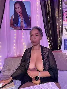 skarlleth_11 on StripChat